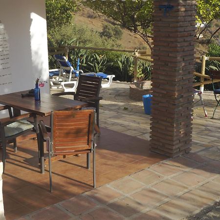 Villa Casa Feliz à Iznate Extérieur photo